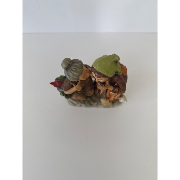 Lefton Hand-Painted Porcelain Figurine Of Gossiping Women With Cat - Picture 5 of 11